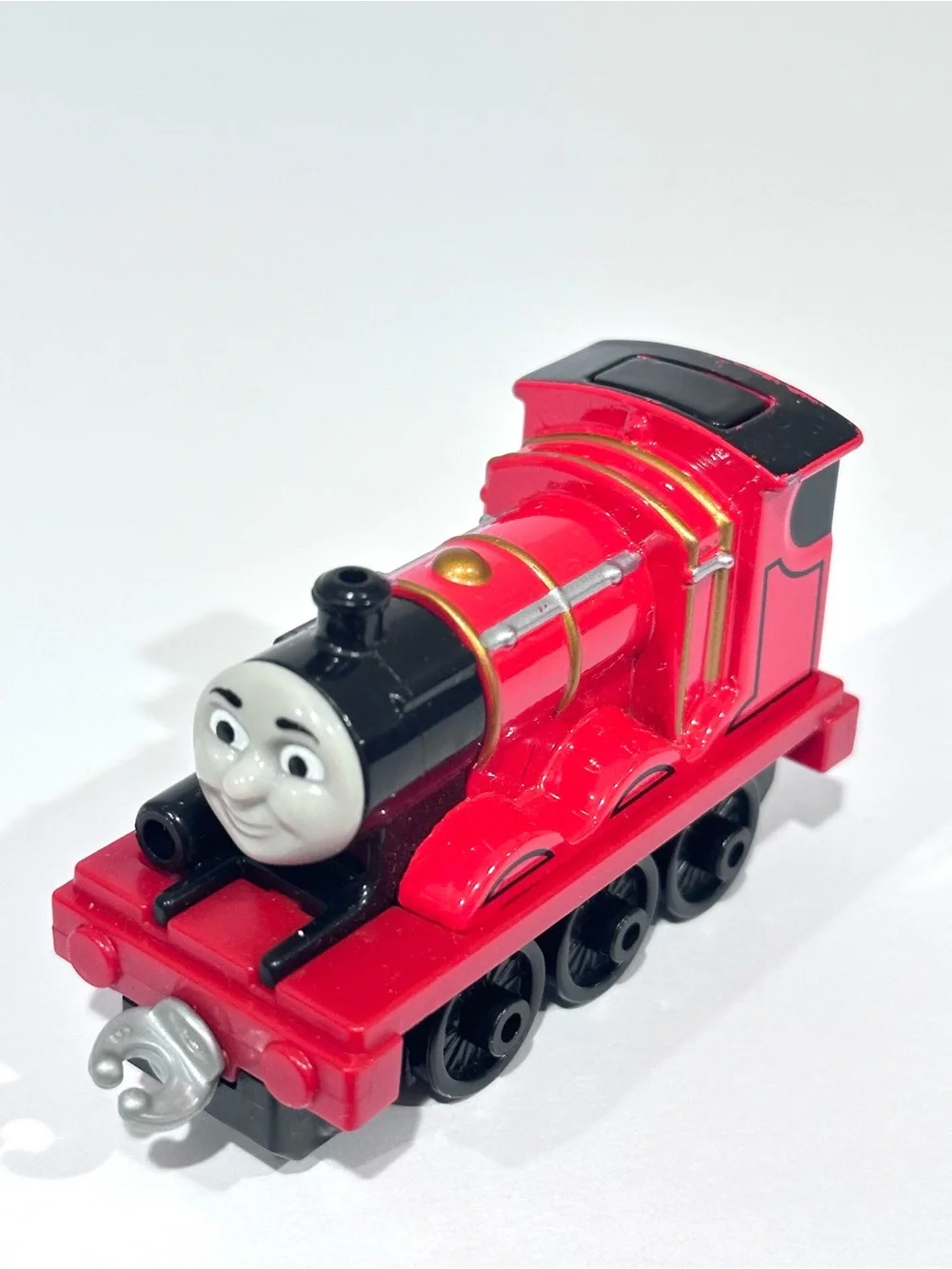 Thomas & Friends Adventures Talking Dino Discovery James with Tender Diecast